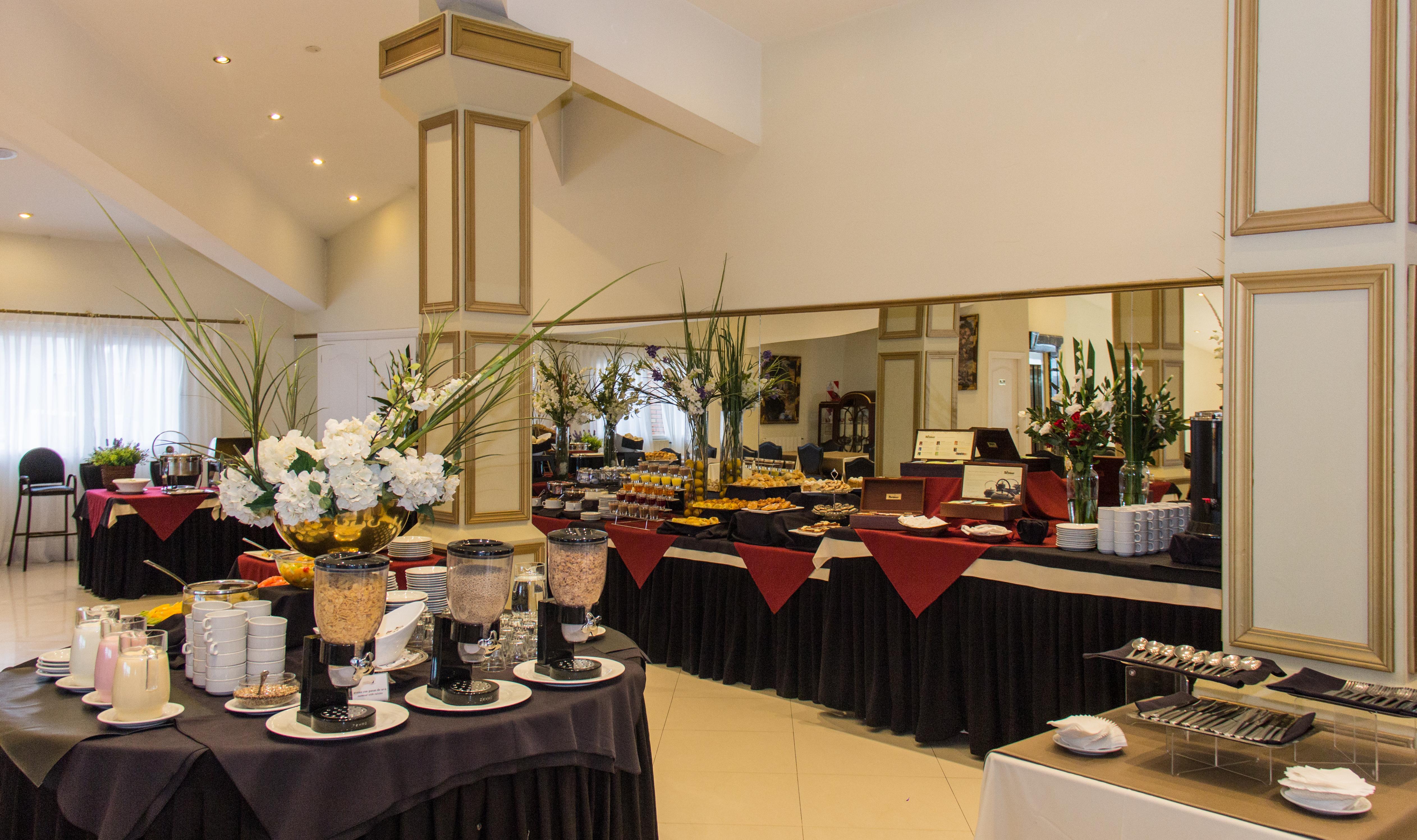 Hotel Lagos Del Calafate 4*