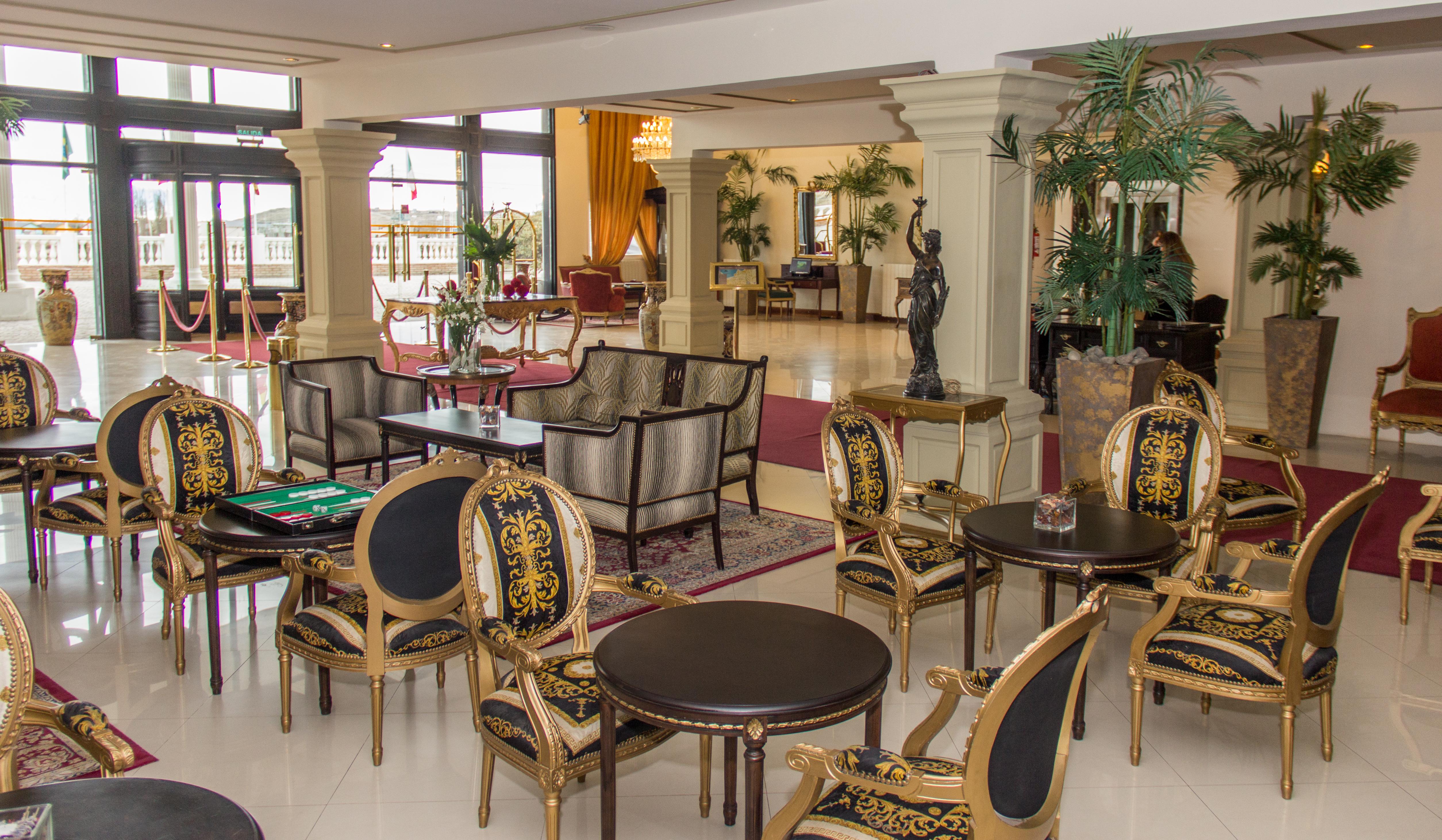 Hotel Lagos Del Calafate 4*